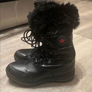 Cougar Women's Black Faux Fur Winter Boots